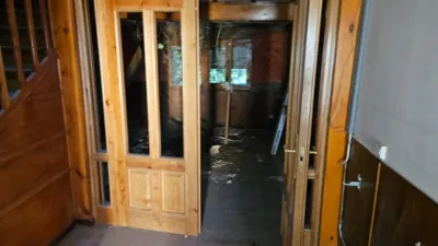 House on Calle Real, 3 photo 5