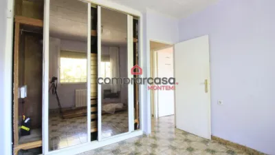 Piso en venta en Calle de Villajoyosa, Los Ángeles (Distrito Villaverde. Madrid Capital) de 190.000 €