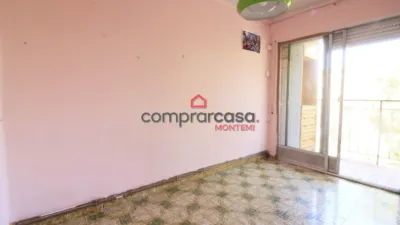Piso en venta en Calle de Villajoyosa, Los Ángeles (Distrito Villaverde. Madrid Capital) de 190.000 €