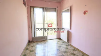 Piso en venta en Calle de Villajoyosa, Los Ángeles (Distrito Villaverde. Madrid Capital) de 190.000 €