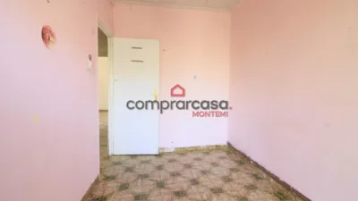 Piso en venta en Calle de Villajoyosa, Los Ángeles (Distrito Villaverde. Madrid Capital) de 190.000 €