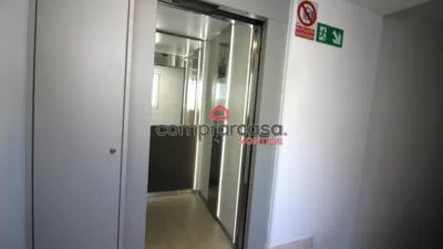 Piso en venta en Calle de Villajoyosa, Los Ángeles (Distrito Villaverde. Madrid Capital) de 190.000 €