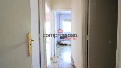 Piso en venta en Calle de Villajoyosa, Los Ángeles (Distrito Villaverde. Madrid Capital) de 190.000 €