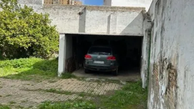 Chalet en venta en Calle de Clara Campoamor, 28, cerca de Calle de Severo Ochoa, Centro (Tomares) de 600.000 €
