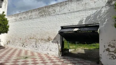 Chalet en venta en Calle de Clara Campoamor, 28, cerca de Calle de Severo Ochoa, Centro (Tomares) de 600.000 €