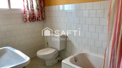 Casa adosada en venta en A Xurisdicion, A Xurisdicion (Outes) de 180.000 €