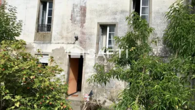 Casa adosada en venta en A Xurisdicion, A Xurisdicion (Outes) de 180.000 €