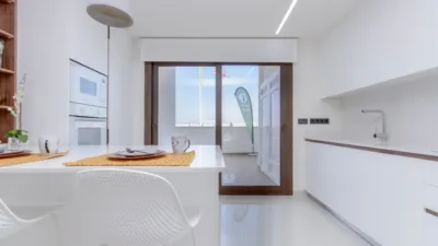 Bungalow for sale in Calpe Street photo 10
