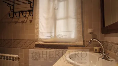 Semi-detached house on Carrer de Belgica photo 56