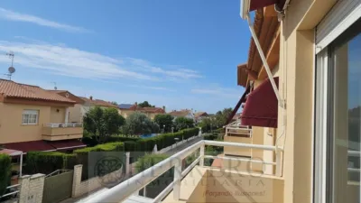 Semi-detached house on Carrer de Belgica photo 63