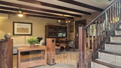 Semi-detached house on Carrer de Belgica photo 6