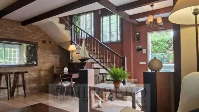 Semi-detached house on Carrer de Belgica photo 8