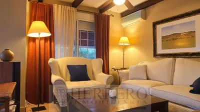Semi-detached house on Carrer de Belgica photo 9