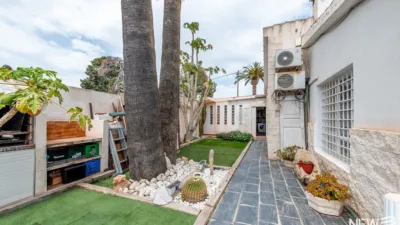 Chalet en Carrer de Mallorca photo 12