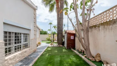 Chalet on Carrer de Mallorca photo 4