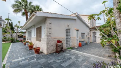 Chalet en Carrer de Mallorca photo 8