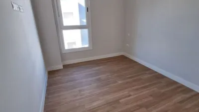 Piso en alquiler en Calle Venecia, Barrio Alto (San Juan de Aznalfarache) de 995 €<span>/mes</span>