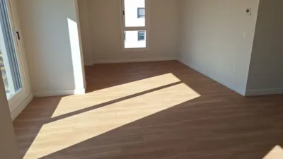 Piso en alquiler en Calle Venecia, Barrio Alto (San Juan de Aznalfarache) de 995 €<span>/mes</span>