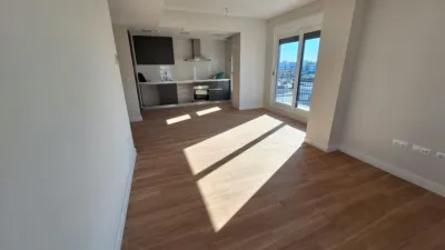 Piso en alquiler en Calle Venecia, Barrio Alto (San Juan de Aznalfarache) de 995 €<span>/mes</span>