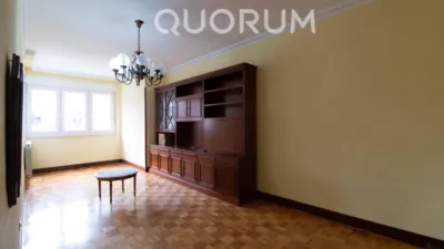 Piso en venta en Calle de Blas de Otero, cerca de Calle de Francesc Maciá, Doneperiaga-Deustuibarra (San Pedro-La Ribera) (Distrito Deustu. Bilbao) de 438.000 €