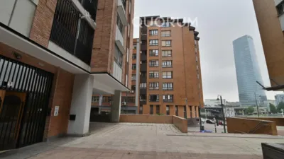 Piso en venta en Calle de Blas de Otero, cerca de Calle de Francesc Maciá, Doneperiaga-Deustuibarra (San Pedro-La Ribera) (Distrito Deustu. Bilbao) de 438.000 €