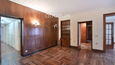 Apartment on Calle de Rodríguez Arias photo 19