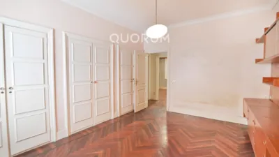 Apartment on Calle de Rodríguez Arias photo 23
