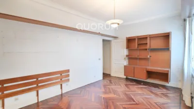 Apartment on Calle de Rodríguez Arias photo 28