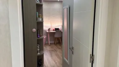 Piso en venta en Calle -, Melilla de 278.100 €