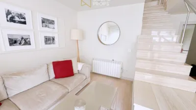 Apartamento en alquiler en Sol - Imagen 2