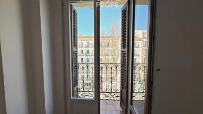 Piso en alquiler en Calle de Sagasta - Imagen 5