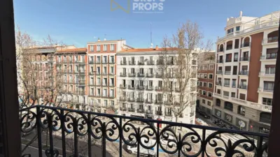 Piso en alquiler en Calle de Sagasta - Imagen 6