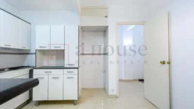 Piso en venta en Carrer de Larrard, La Salut (Distrito Gràcia. Barcelona Capital) de 325.000 €