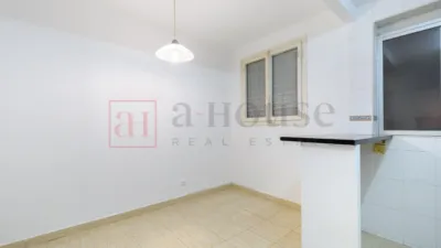 Piso en venta en Carrer de Larrard, La Salut (Distrito Gràcia. Barcelona Capital) de 325.000 €