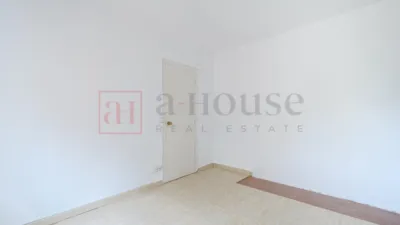 Piso en venta en Carrer de Larrard, La Salut (Distrito Gràcia. Barcelona Capital) de 325.000 €