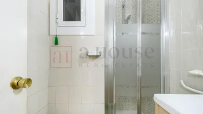 Piso en venta en Carrer de Larrard, La Salut (Distrito Gràcia. Barcelona Capital) de 325.000 €