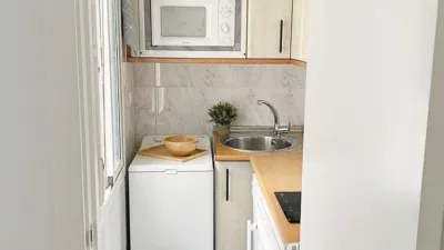 Piso en alquiler en Calle de Valverde - Imagen 4