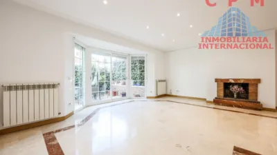 Casa adosada en alquiler en Salvador - Imagen 3