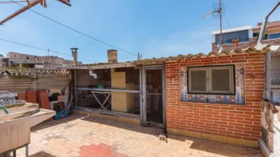 Casa adosada en venta en Calle Felipe II, Santo Ángel (Distrito Pedanías Este. Murcia Capital) de 140.000 €