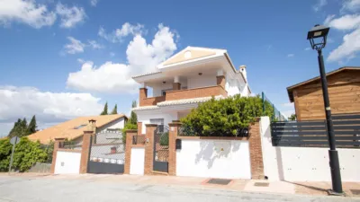 House on Fuente Encaña Street photo 3