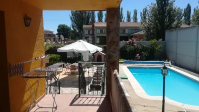 Chalet en venta en Calle de Claudio Moreno, Abades de 350.000 €