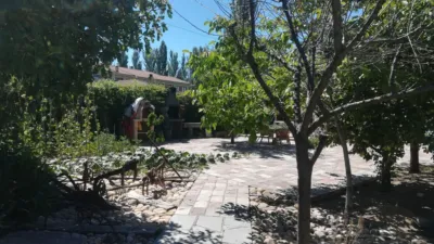 Chalet en venta en Calle de Claudio Moreno, Abades de 350.000 €