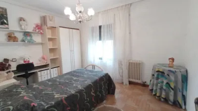 Semi-detached house in Fuentecillas-Yagüe-Villalonquéjar photo 16