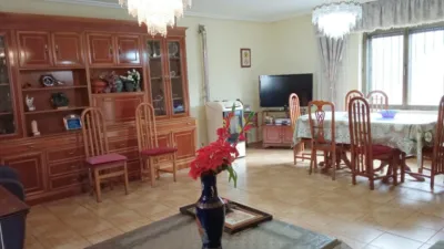 Semi-detached house in Fuentecillas-Yagüe-Villalonquéjar photo 32