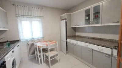 Semi-detached house in Fuentecillas-Yagüe-Villalonquéjar photo 5
