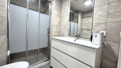 Piso en Carrer de Juan de la Cierva photo 17