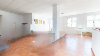 Semi-detached house on Calle de la Aurora photo 6