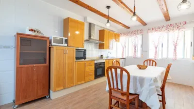 Semi-detached house on Calle de la Aurora photo 9