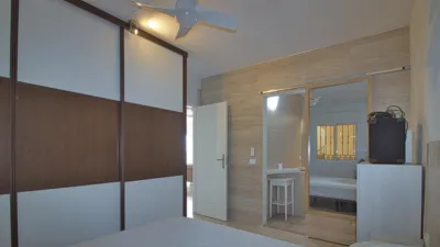 Apartment on Calle de Venecia photo 15