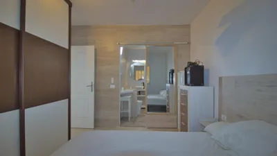 Apartment on Calle de Venecia photo 16